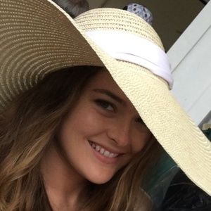 Meet your Posher, Allie